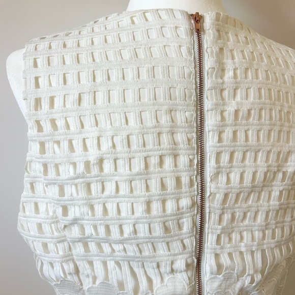 Pink Stitch White Lace Tank, Elegant - size 8 - Picture 7 of 7